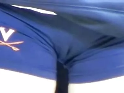 Japán durva pornó ingyen barna kis cicik lesz szar a barátja