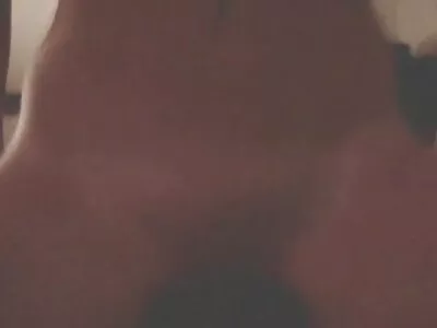 Az egyetemi lányok örömmel töltik a tavaszi ingyen porno video szünetet a csoportos szex élvezetével