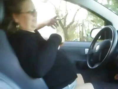 A kibaszás ingyen nezheto pornofilmek sokkal jobb a szőke társnak, mint a házi őrizet
