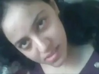 Szőke lány mielőbb online pornofilmek délutáni élvezetet szeretne