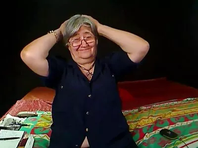 A pufók latina újonc vastag seggével szív és porno video ingyen lovagol ügynök botját