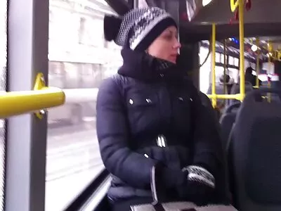 Csintalan szobalány kap egy kemény durranást porno videok online a főnökétől