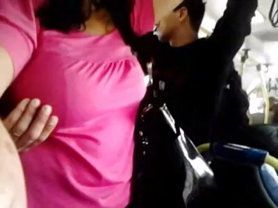 Vörös hajú leszbikus csaj zsarol és online pornofilmek felüti a főnökét