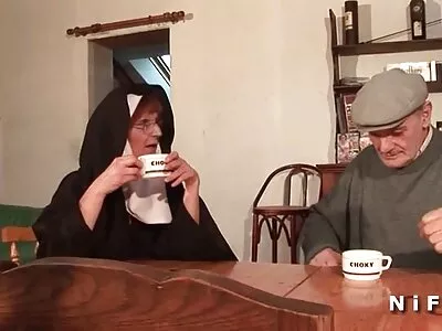 Kívánós pornó pár készen kelemen anna pornofilmjei áll egy szexi szerelemre