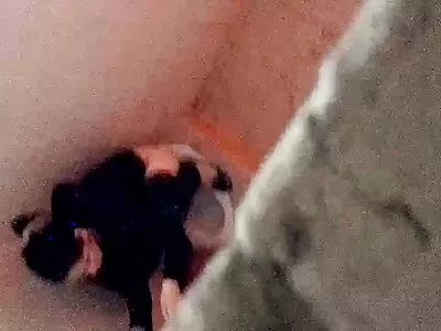 Buborék magyarul beszélő pornófilmek popsi MILF kap egy nagy kövér fekete kakas meglepetés