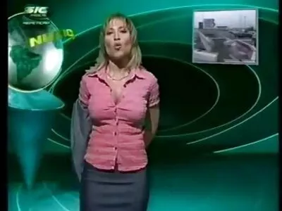 A gyönyörű ingyen animál pornó latin lánynak viszonya van barátja mostohaapjával
