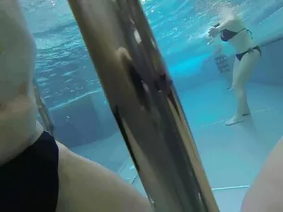 A fényűző hölgy szexterápiás leckét kap, pornó videók letöltés amelyet soha nem fog elfelejteni